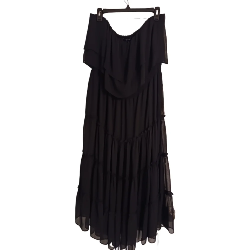 Layered Strapless Dress - Picture 2 of 3